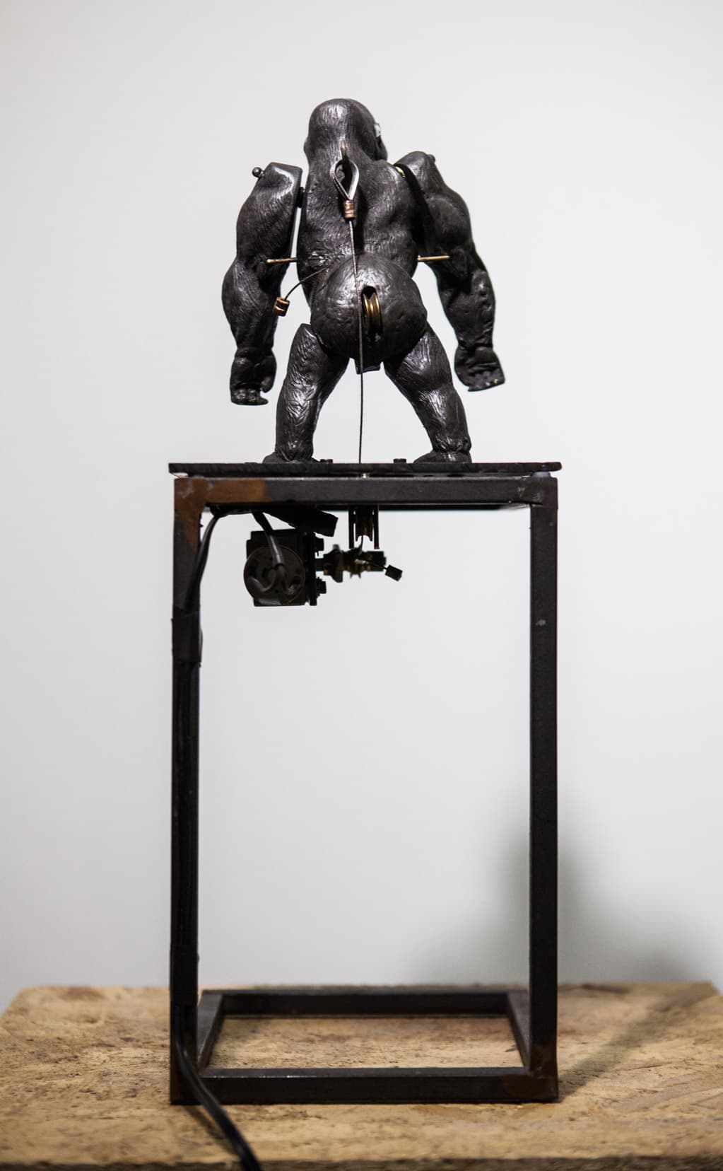Unconditional Movement – Vertical II, Gorilla (2014)